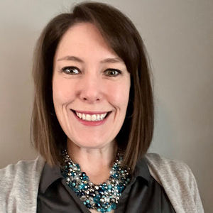 Meet your Posher, Dana